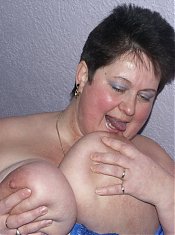 Plump Wives - Exclusive Amateur BBW pics