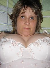 Plump Wives - Exclusive Amateur BBW pics